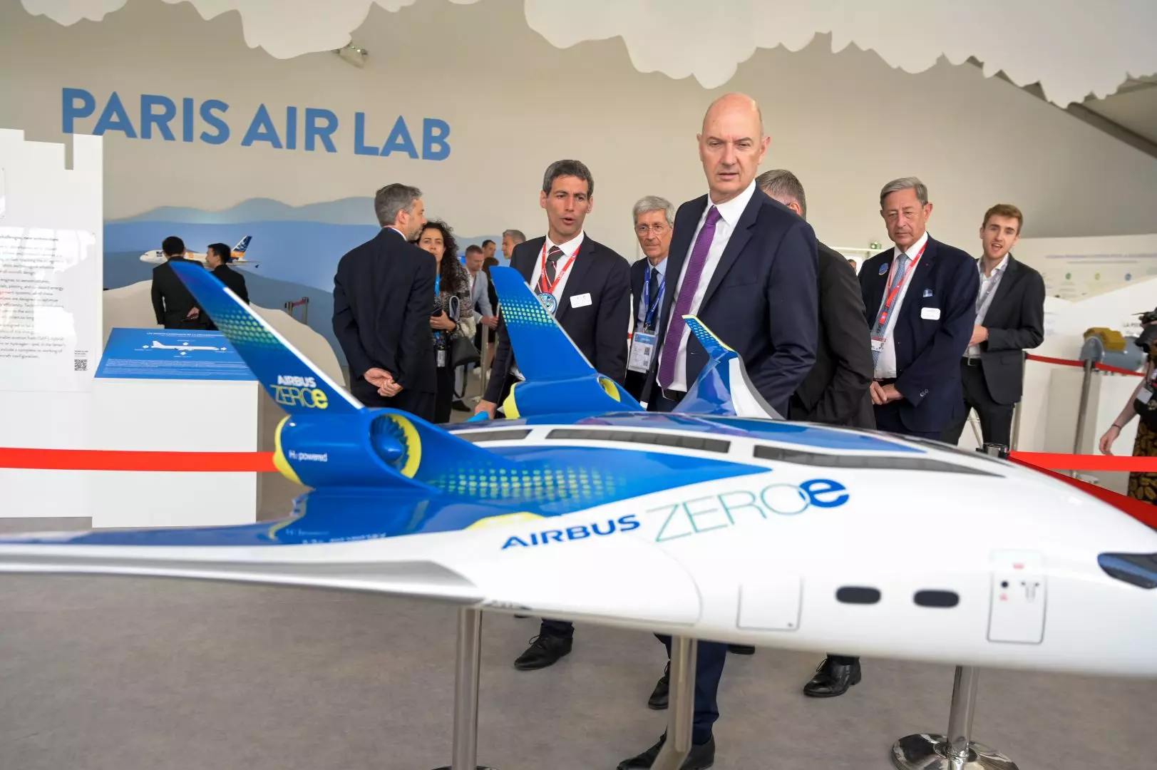 Visite de Roland Lescure, Ministre délégué chargé de l'Industrie - Paris Air Lab