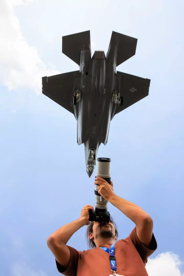 F35
