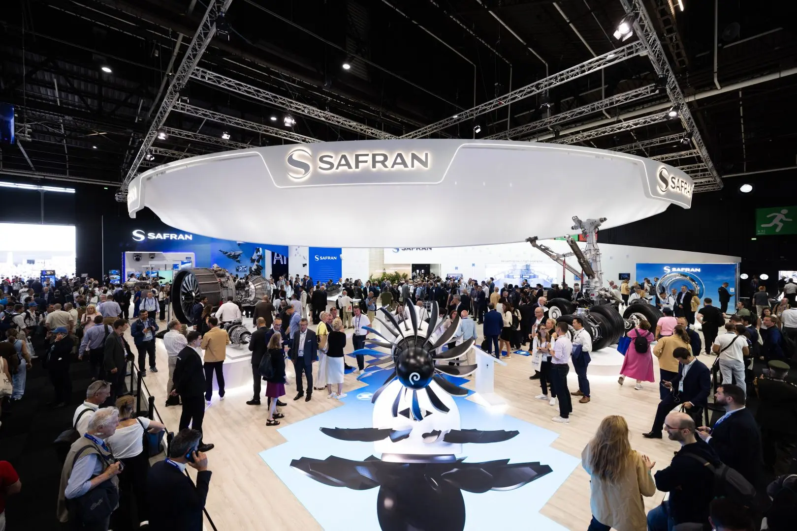 siae.2025.17.06.2025-1046-hall 2 ambiance